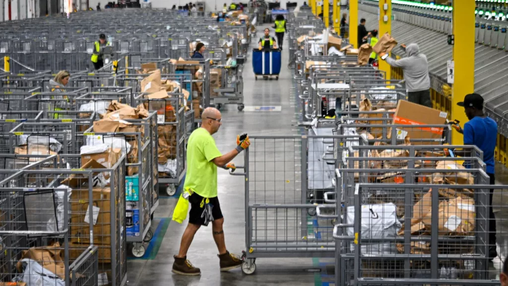 getty_amazon_121924144616
