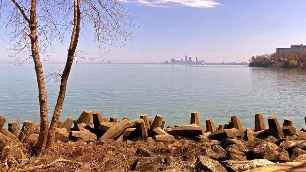 g_lakeeire_061325702761