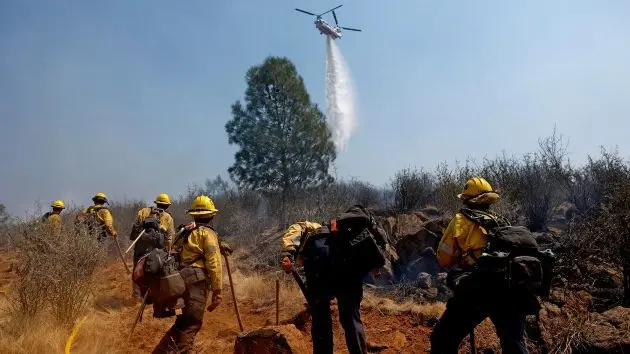 getty_califfires_090425660915