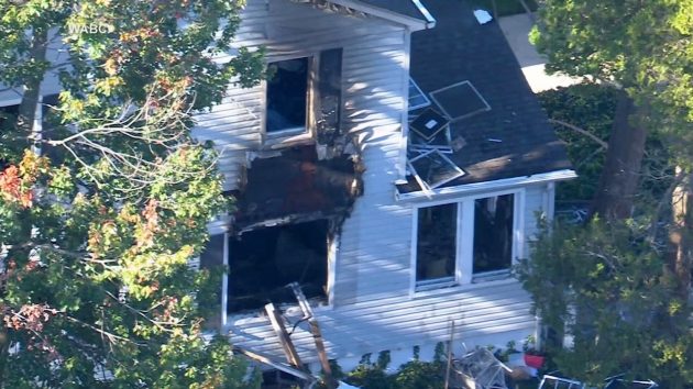 n_queens-house-fire-wabc-jef-250909_1757427376563_hpmain_16x9680929