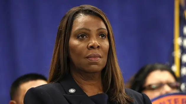 g_tishjames_102425739141
