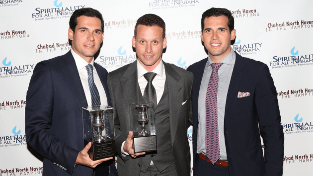 getty_alexanderbros_012726603288