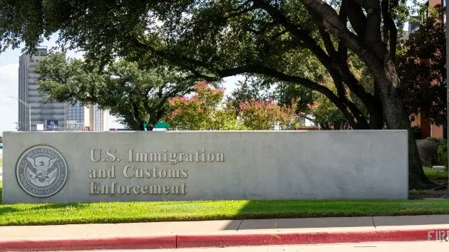 getty_icedallas_031626737155