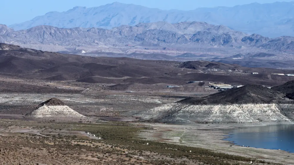 getty_lakemead_08072663242