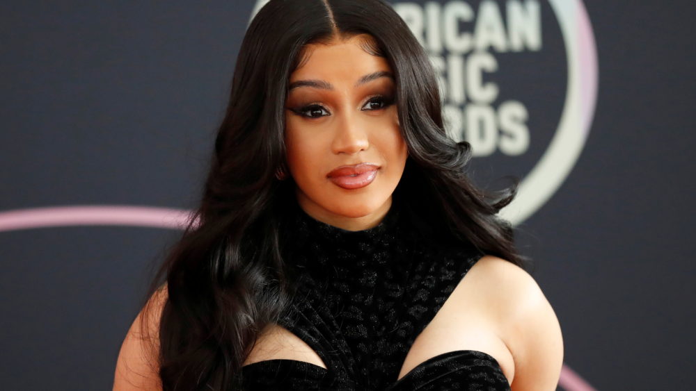 show-host-cardi-b-poses-at-a-photo-op-ahead-of-the-49th-annual-american-music-awards-in-los-angeles