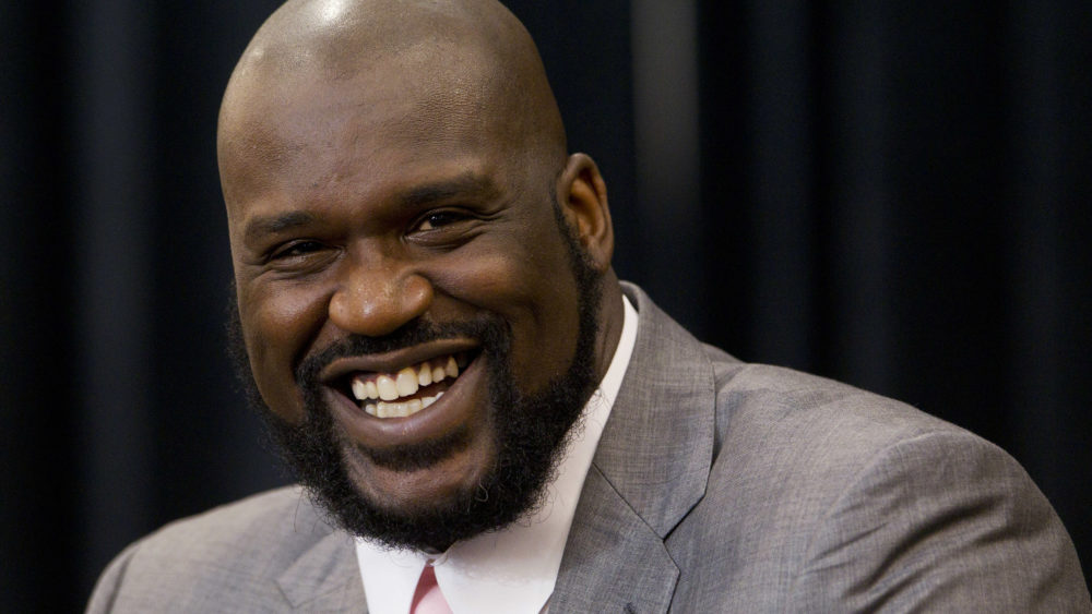 shaquille-oneal-laughs-as-he-announces-his-retirement-from-nba-at-a-news-conference-in-windermere