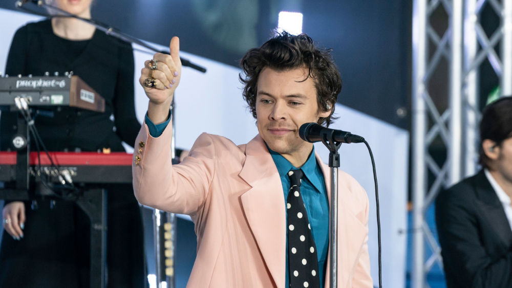 Harry Styles Announces Two New Love On Tour Shows In Palm Springs Harry Styles Announces Two New Love On Tour Shows In Palm Springs