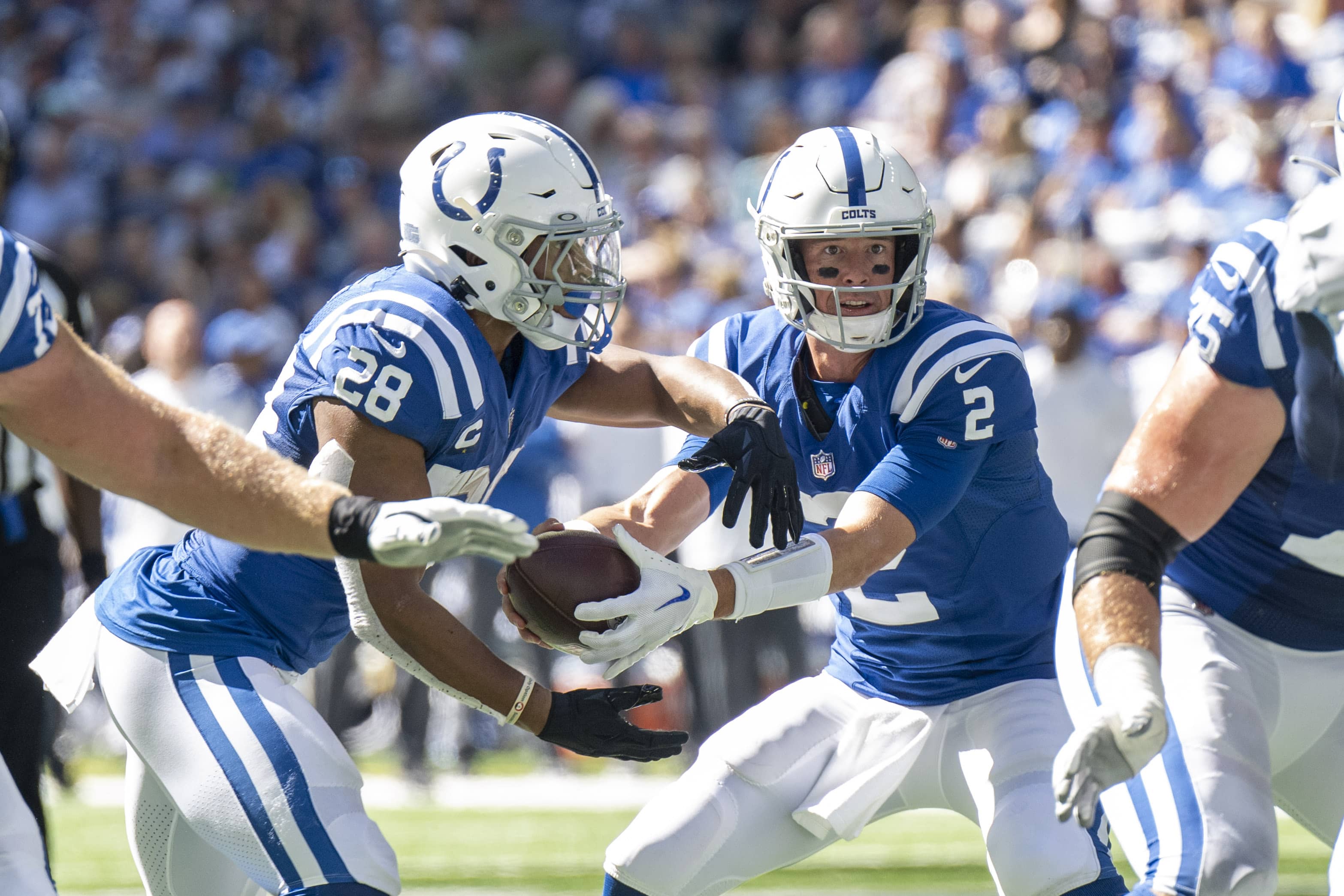 nfl-tennessee-titans-at-indianapolis-colts