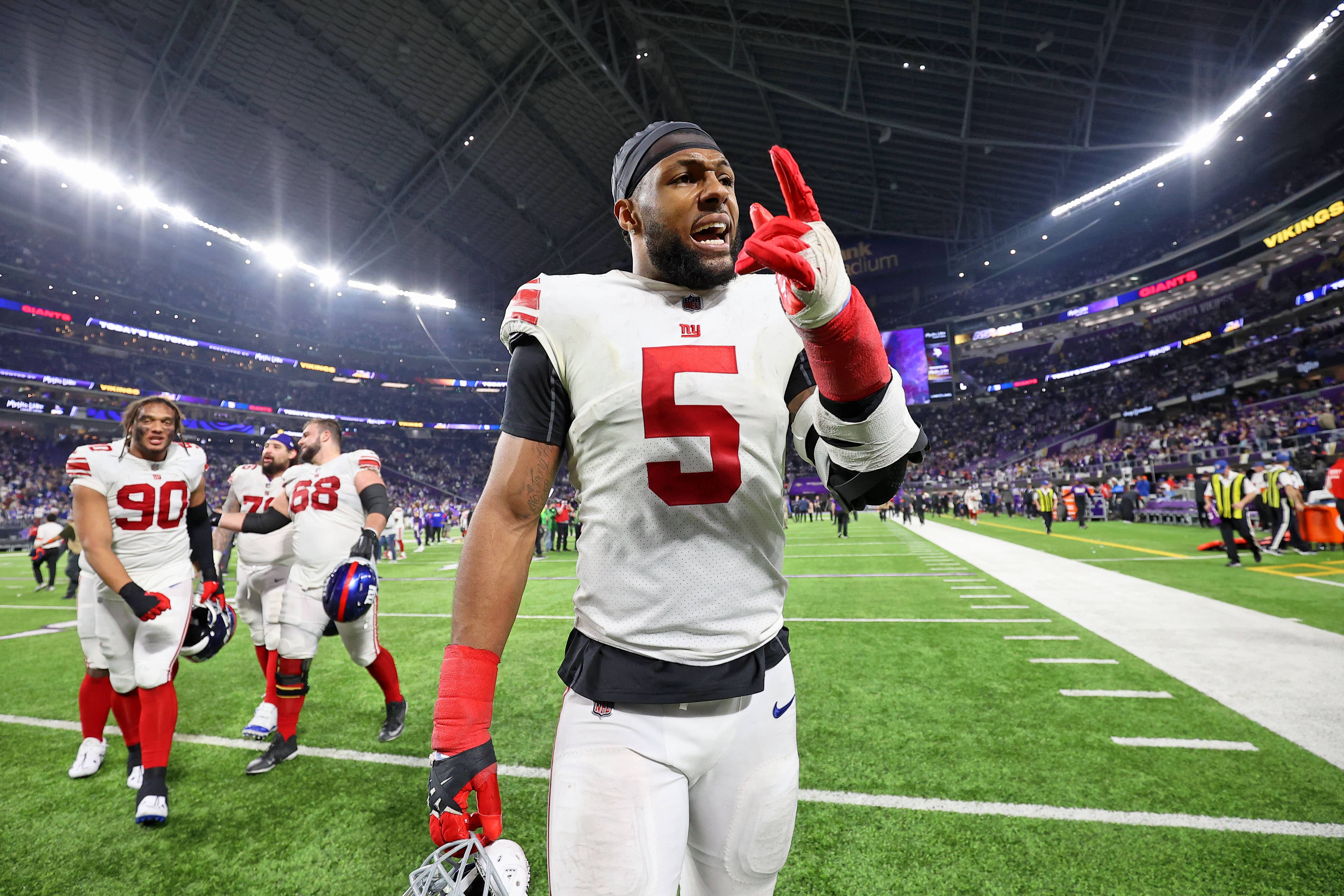 New York Giants defensive end Kayvon Thibodeaux (5) during the first half  of a preseason NFL