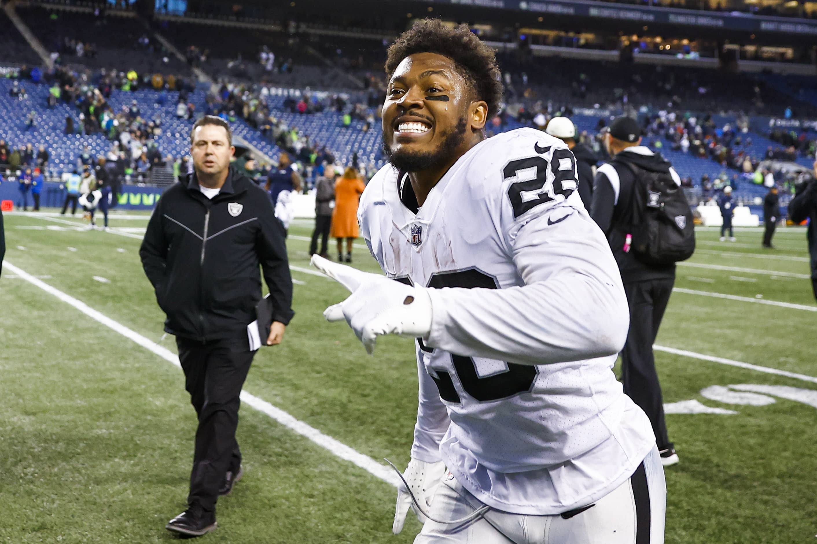 Josh Jacobs says his contract situation is behind him as he and the Raiders  prepare for the season