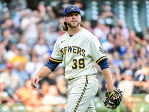 Brewers ace has concerning quote about relationship with team