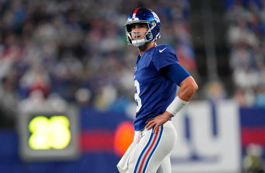 Geno Smith accuses Giants' Isaiah Simmons of 'dirty play'