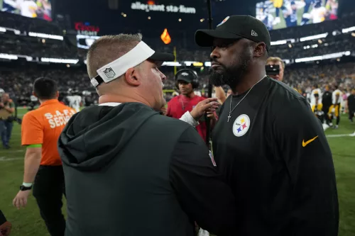 Steelers' plane makes emergency landing in Kansas City after oil pressure  failure, Pittsburgh Steelers