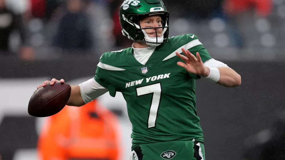 nfl-atlanta-falcons-at-new-york-jets-11