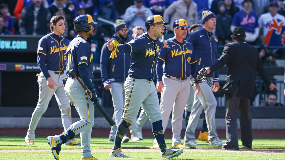 mlb-milwaukee-brewers-at-new-york-mets-14