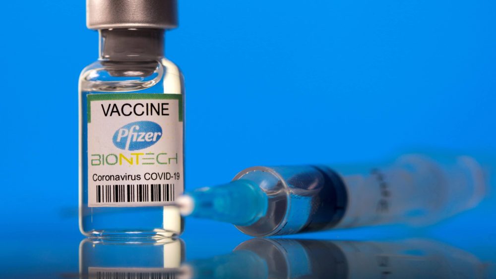 file-photo-picture-illustration-of-a-vial-labelled-with-the-pfizer-biontech-coronavirus-disease-covid-19-vaccine-2