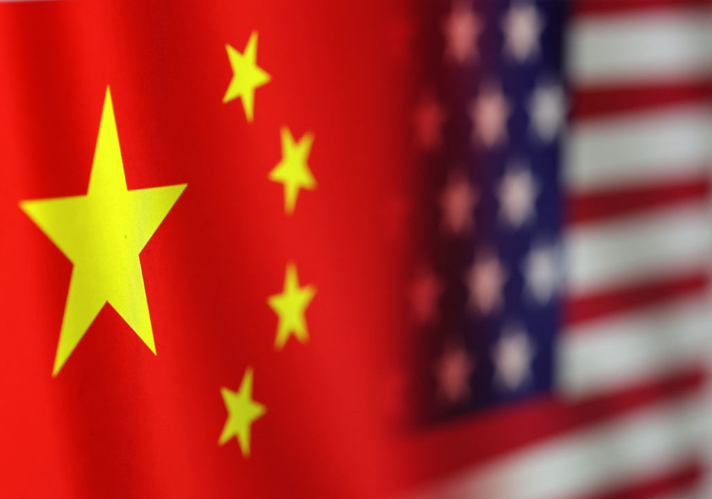 illustration-shows-u-s-and-chinese-flags