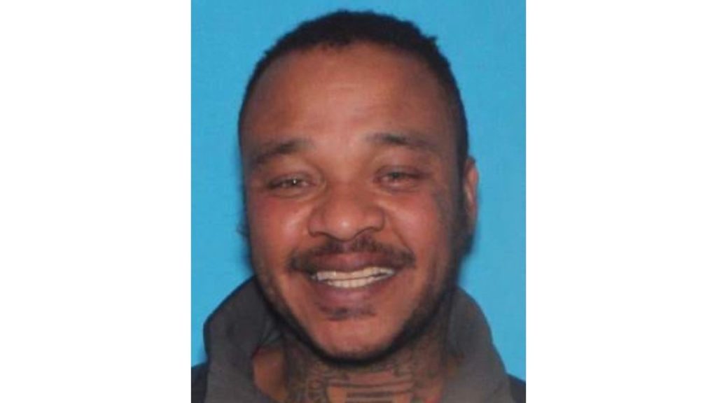 justin-robinson-escaped-ray-county-jail-inmate-jpg