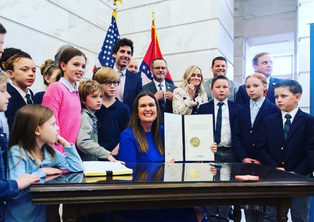 arkansas-learns-signing-jpg-2