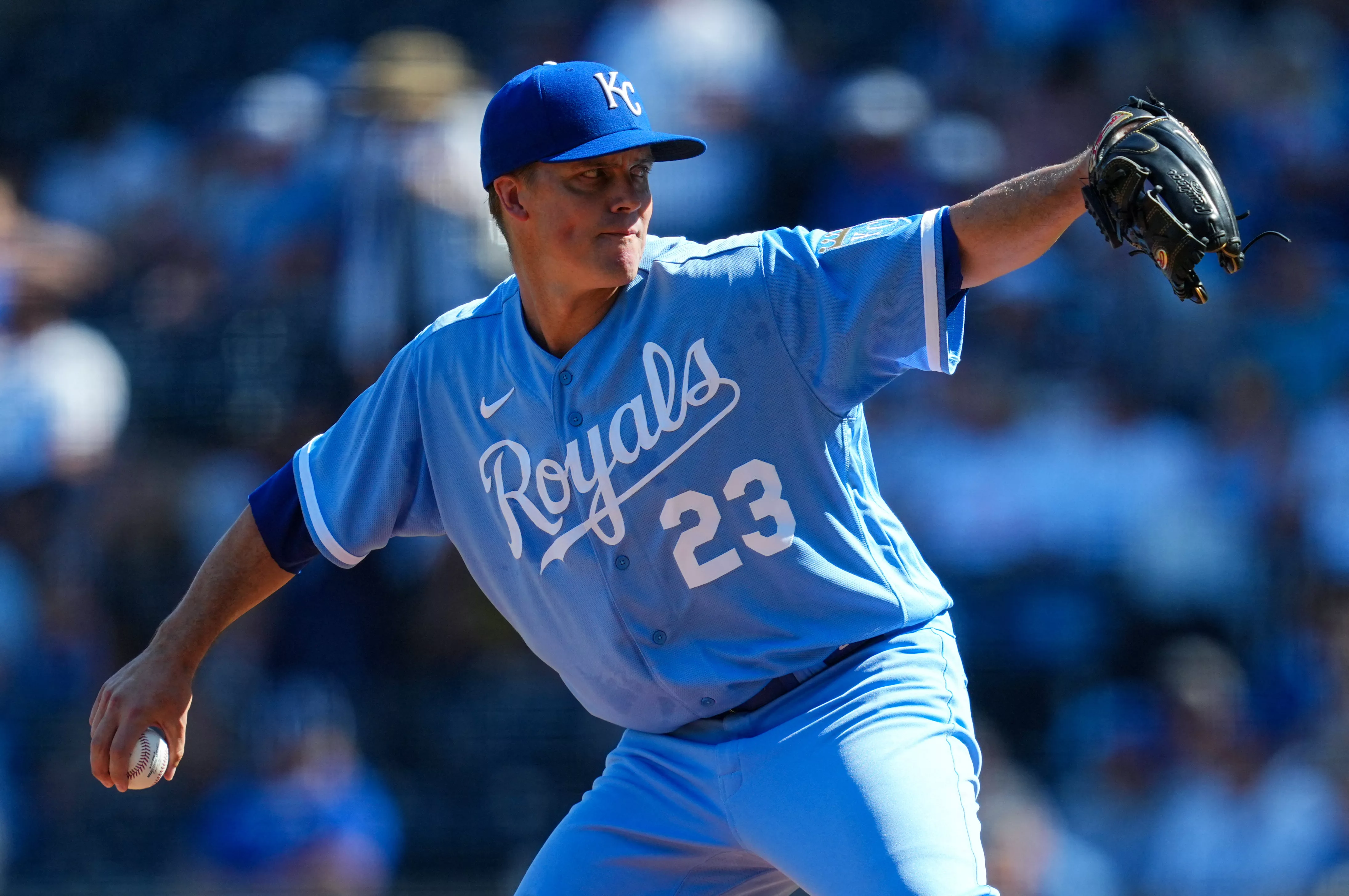 Bobby Witt Jr. becomes first Royal to reach 30-30 mark