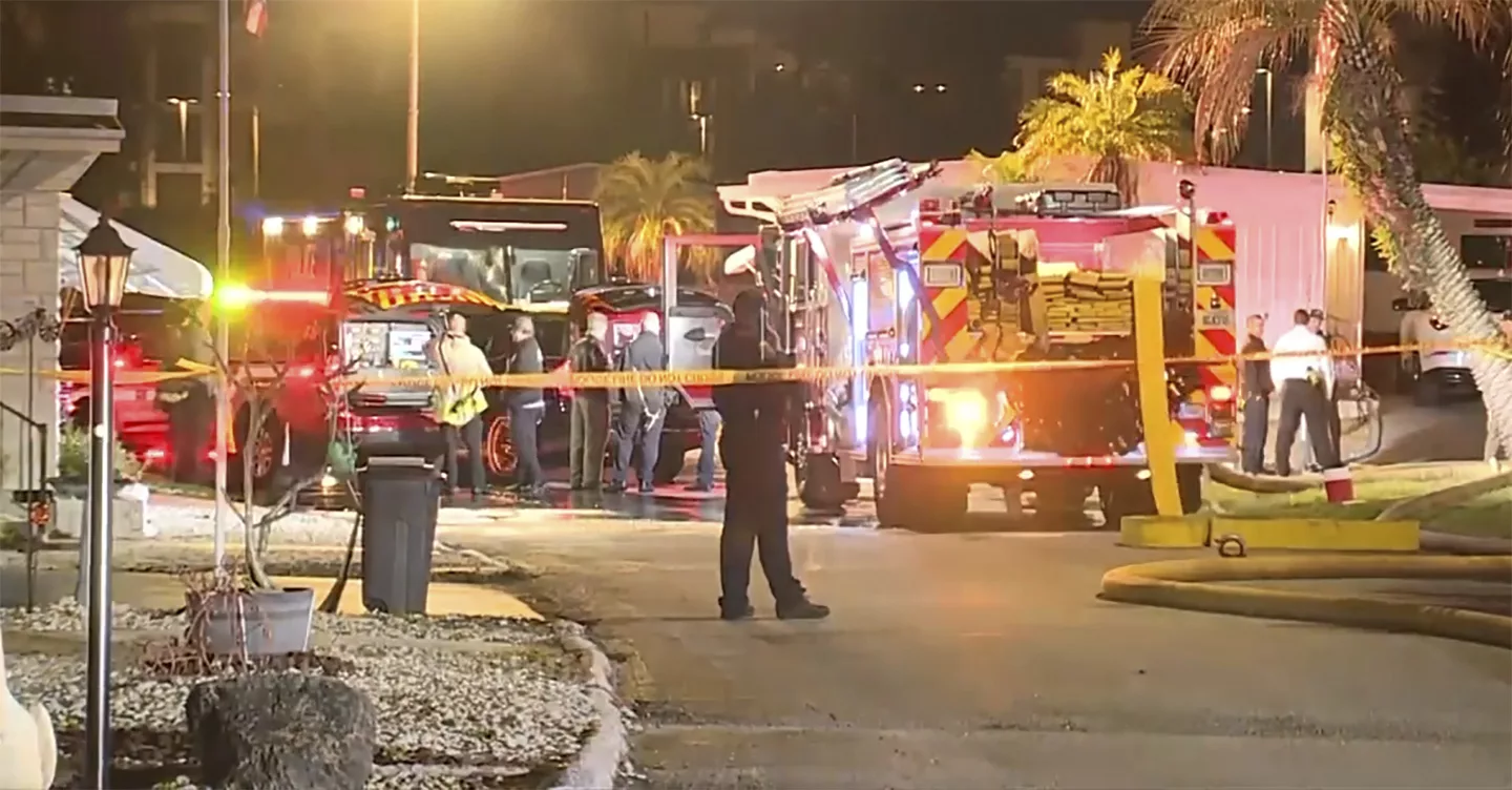 Several dead as small plane crashes and burns in Florida mobile home ...