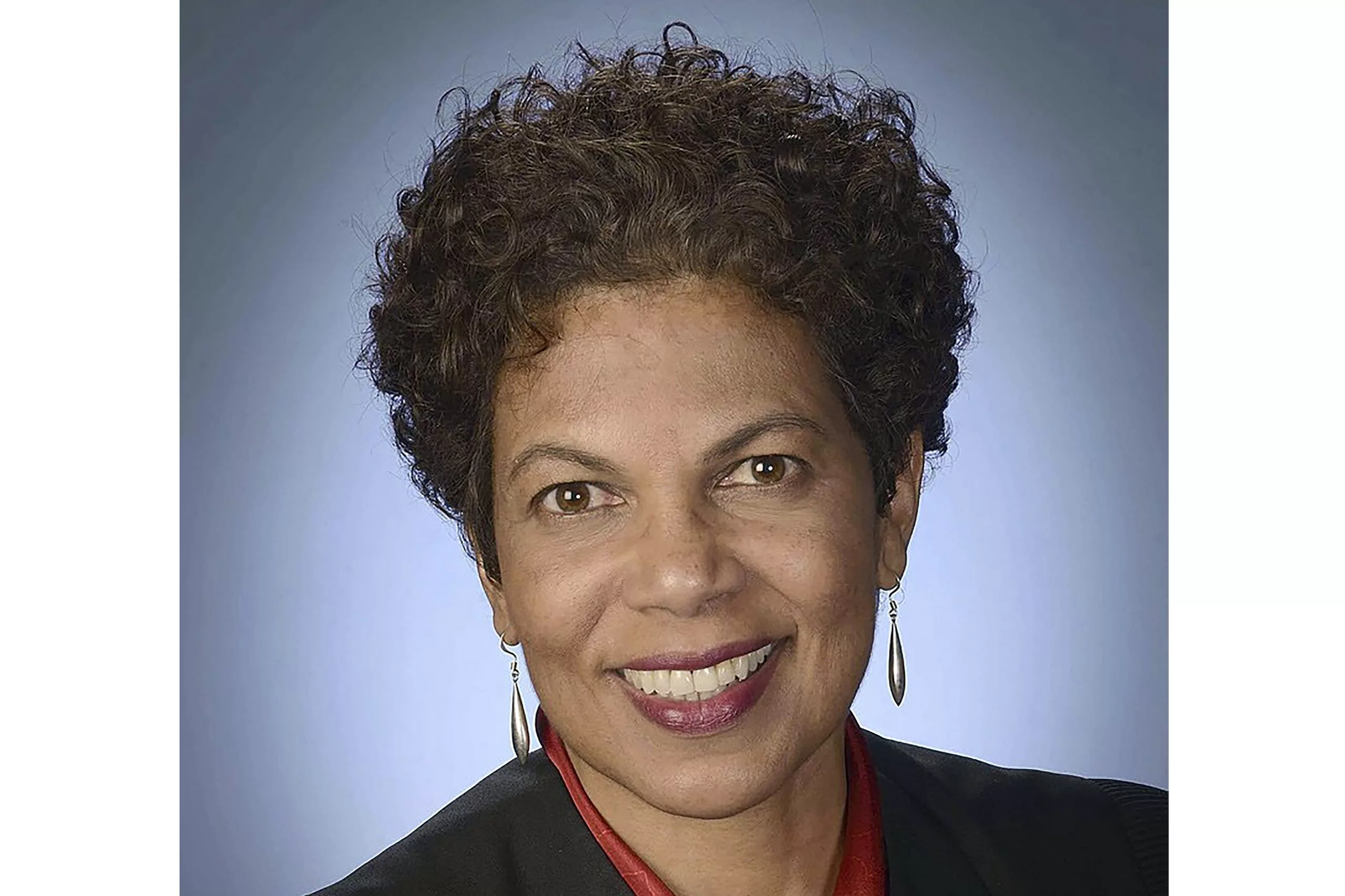 17127911105187939sqhkrk3qz-scaled377912