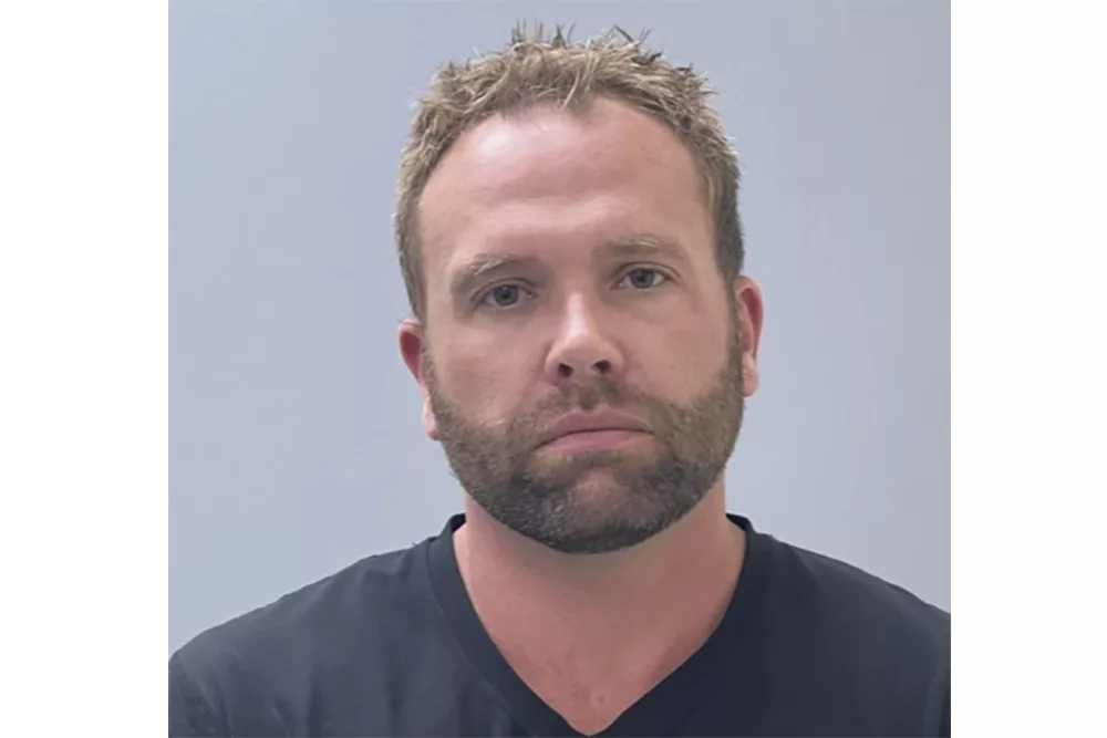 1718731107202838tv8jir8fv0865682