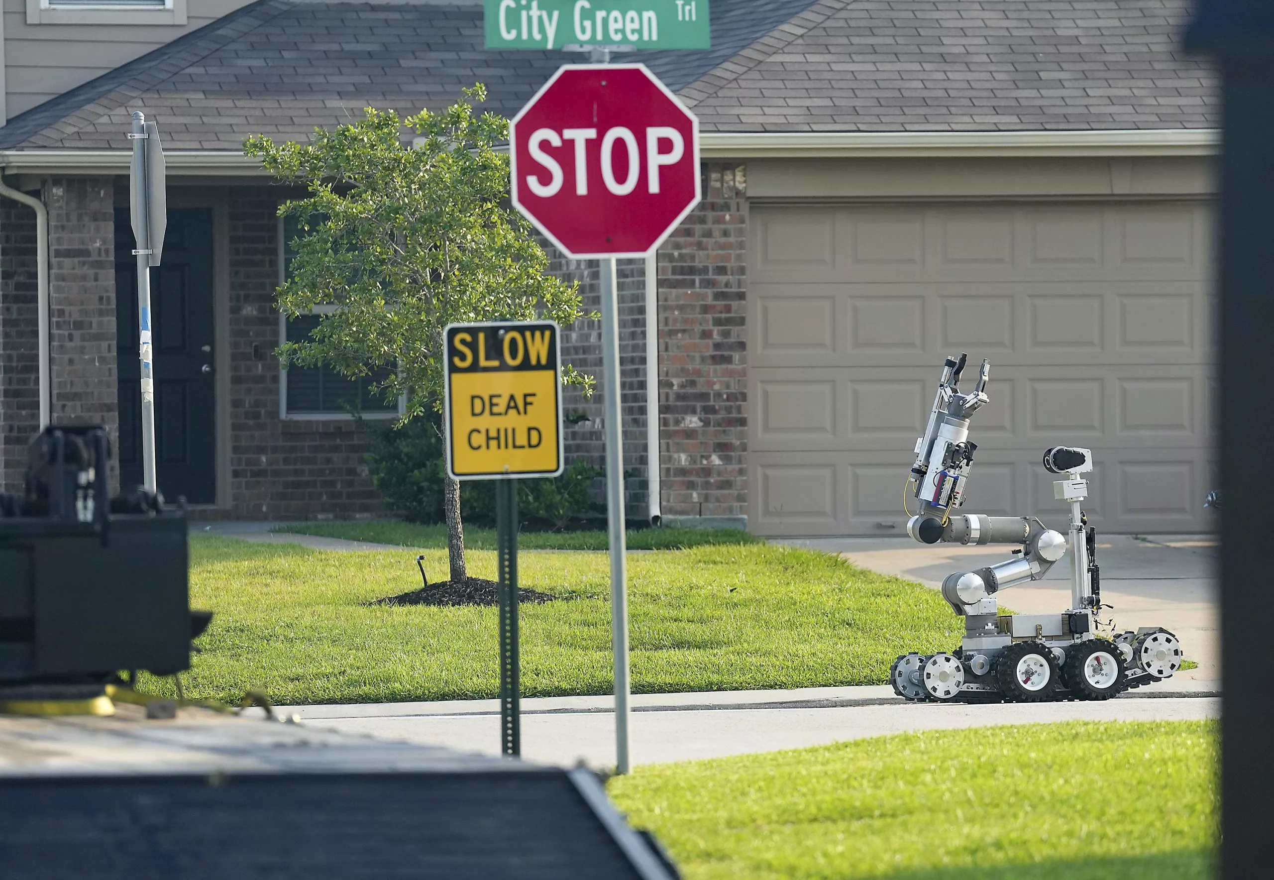 1720775900832674mahfe6gyus-apn-scaled902911