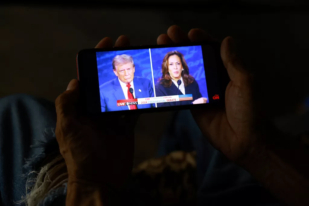 harris-trump-presidential-debate-seen-at-a-shelter-in-ciudad-juarez