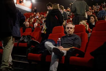 1732125922288816kqhxhb4ggd472292