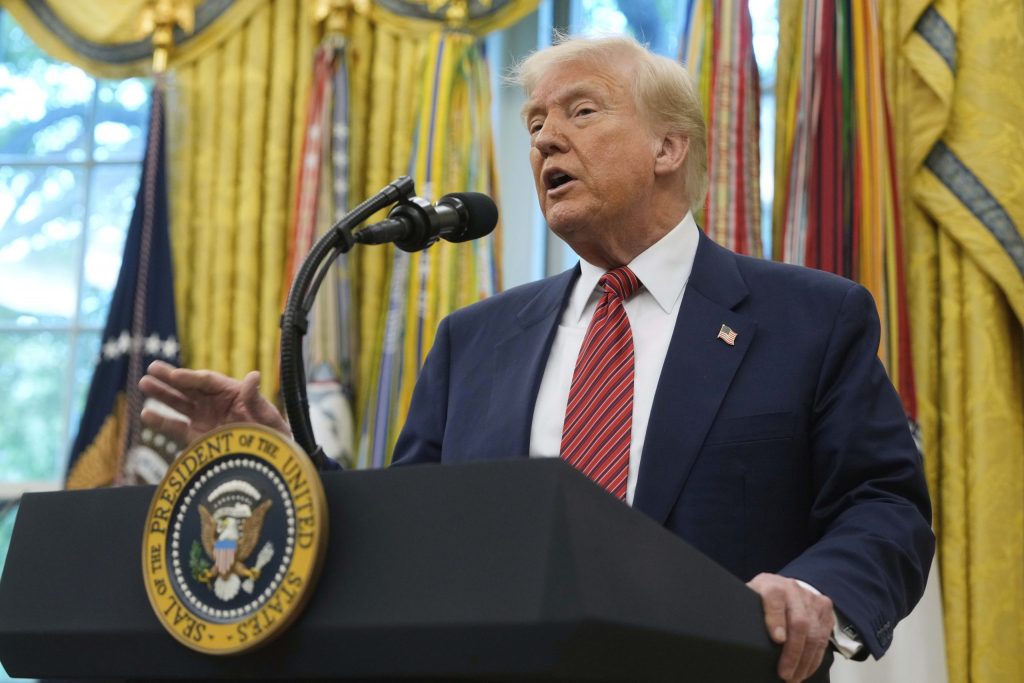 The Latest: US and UK expected to announce a trade deal | 104.1 KSGF