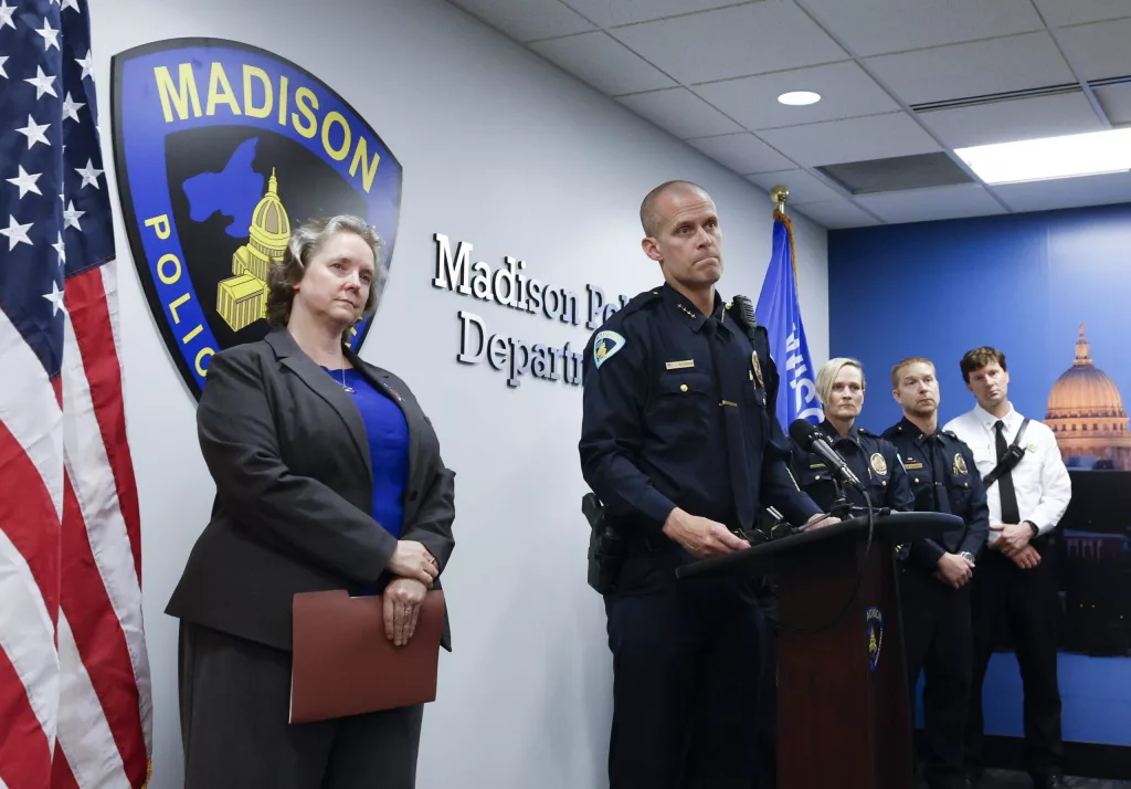 1746811088187716jdvr80zv0b-apn-scaled593846