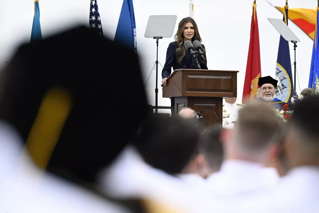 1747855148385356hr2na4jgxy-apn-scaled709012