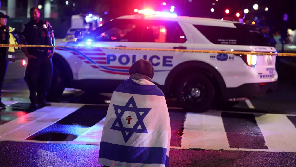 two-israeli-embassy-staff-shot-in-washington-d-c