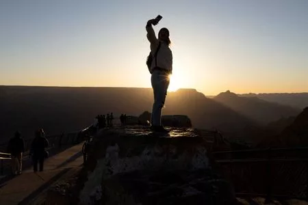 174938071377447wvclaelaos382094