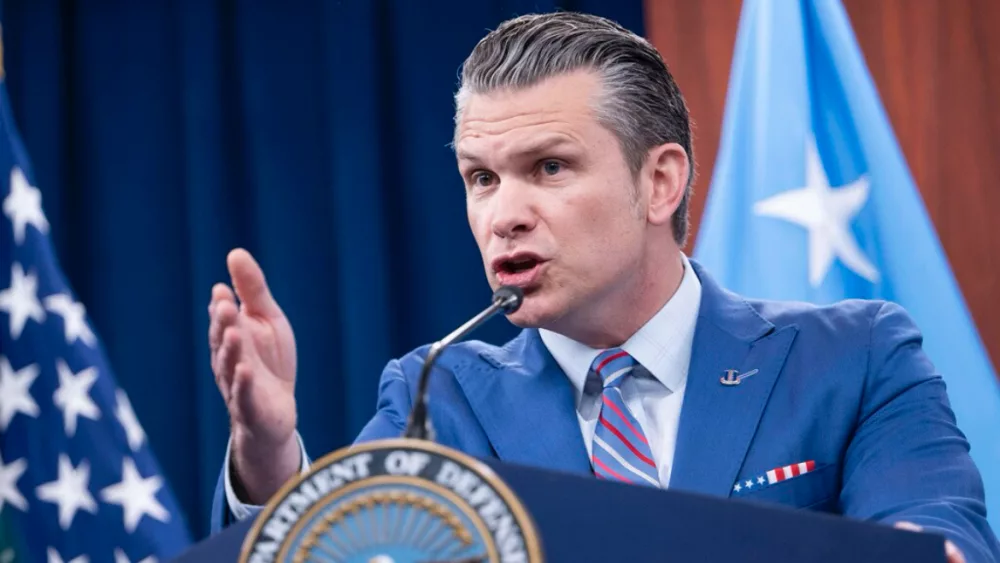 hegseth-2444292