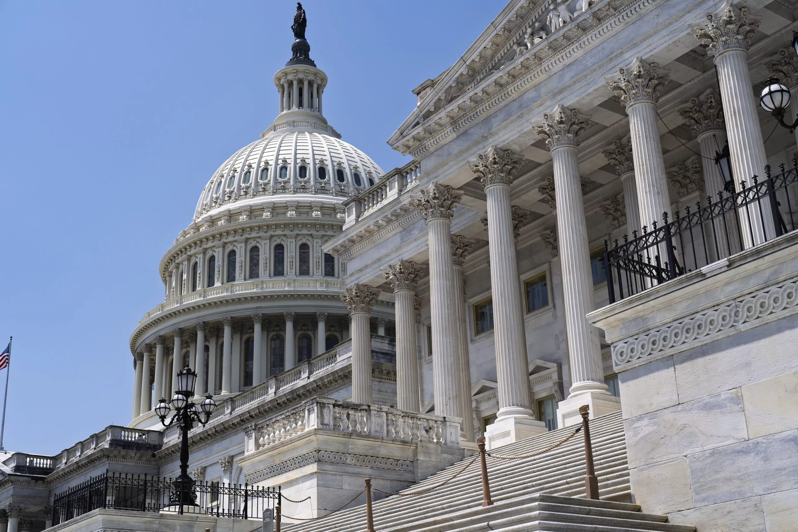 1751282292918085cgjez7islm-apn-scaled903521