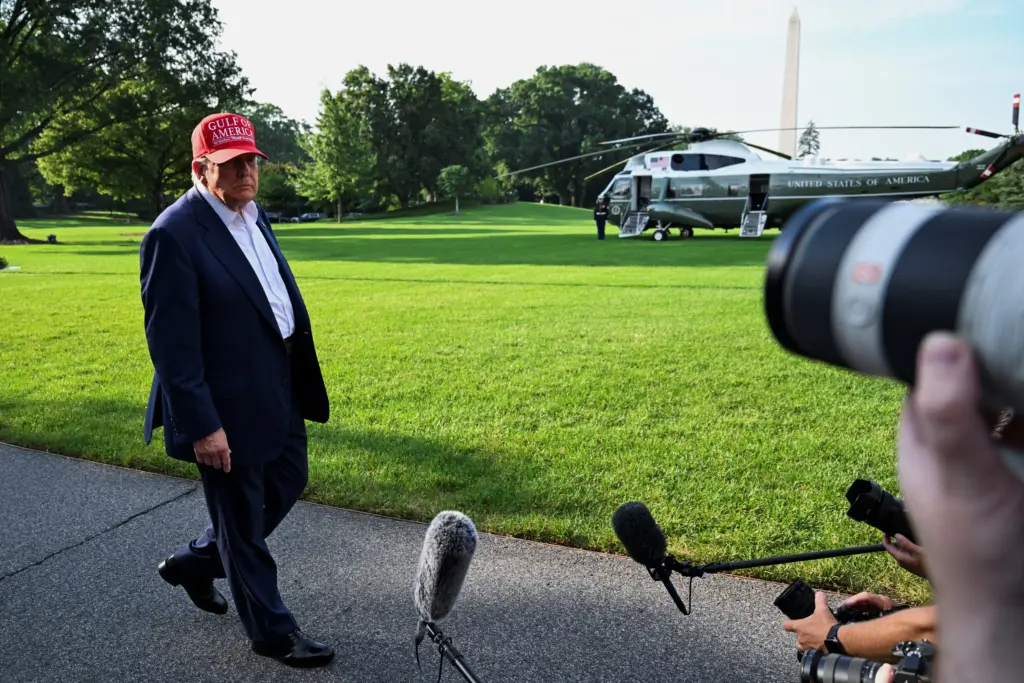 u-s-president-trump-departs-the-white-house-to-florida