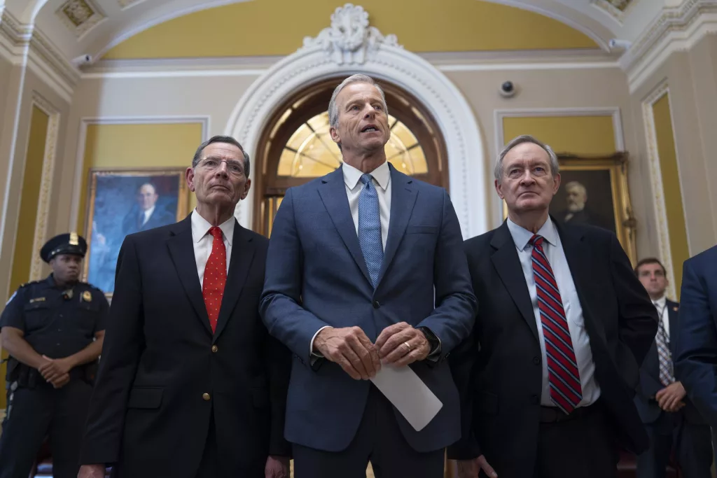 1751473095216401qnmy46i8ik-apn-scaled741073