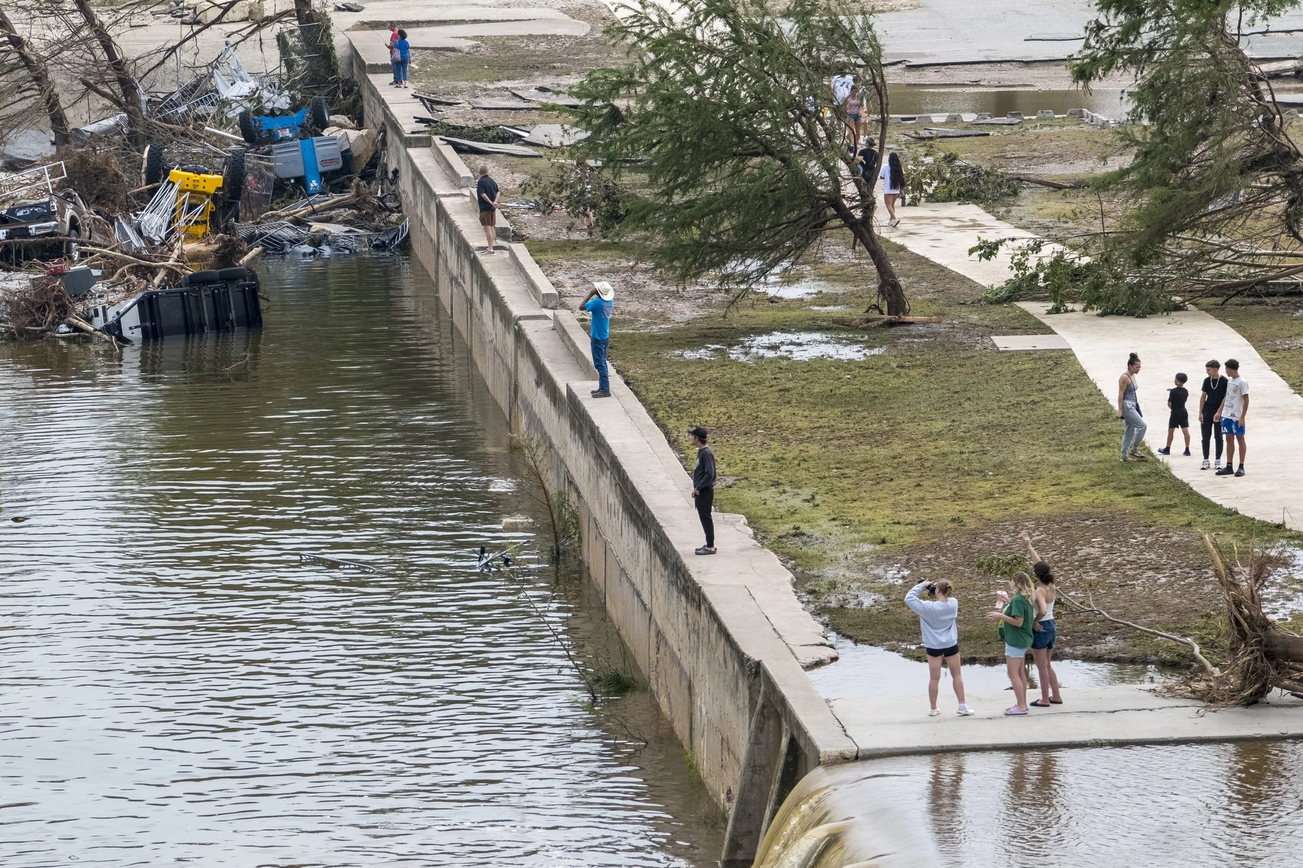 1751764691835674kgjkozj8yk-apn-scaled716851