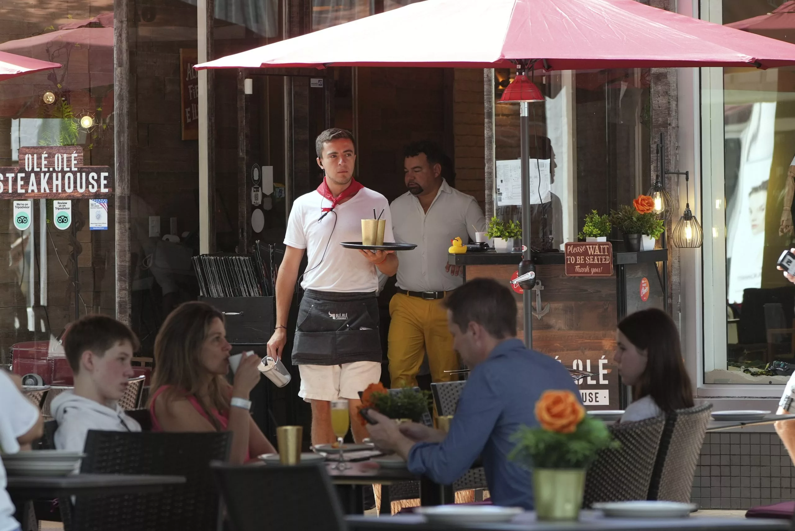 1752160713153499gjnwrkj4qj-apn-scaled320535