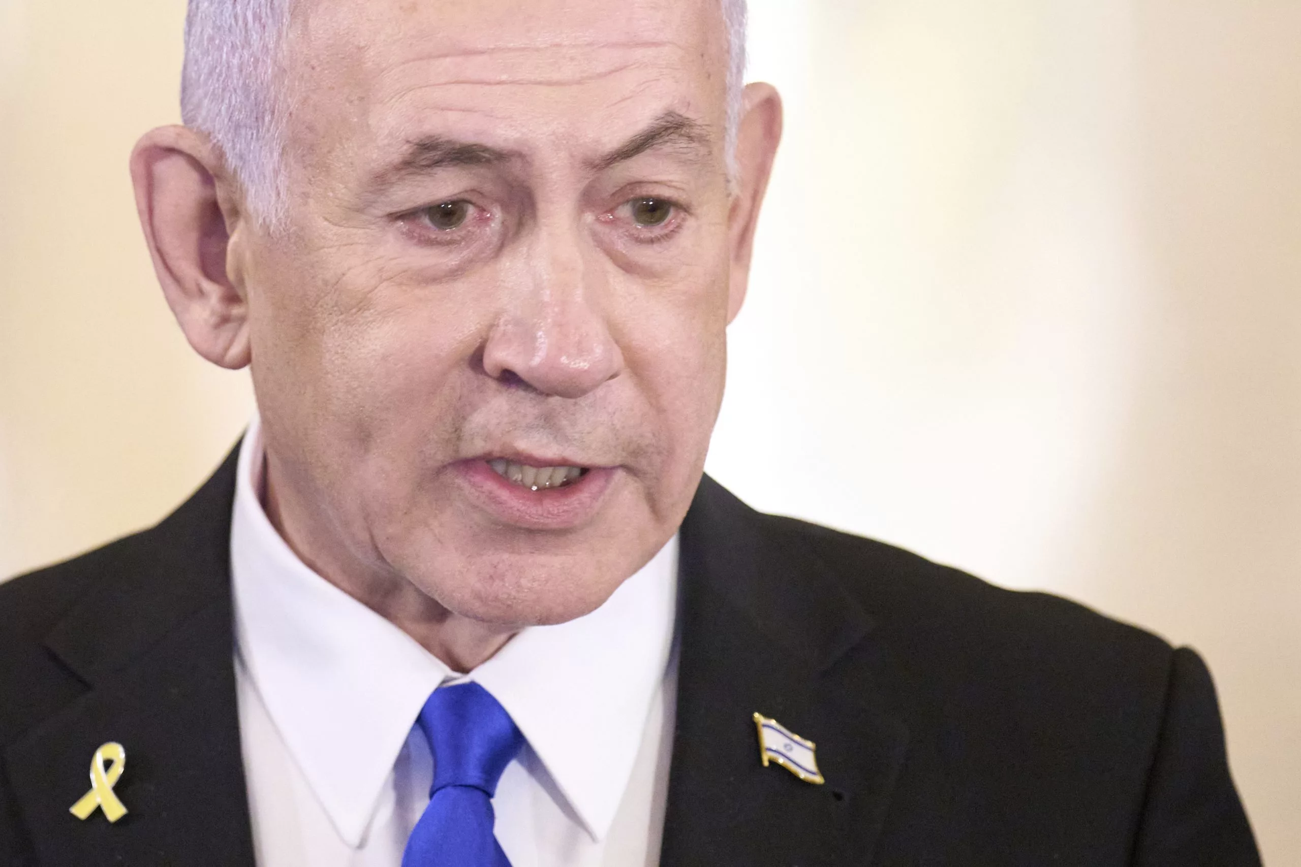 1752175150605489kihwirxzs7-apn-scaled334191