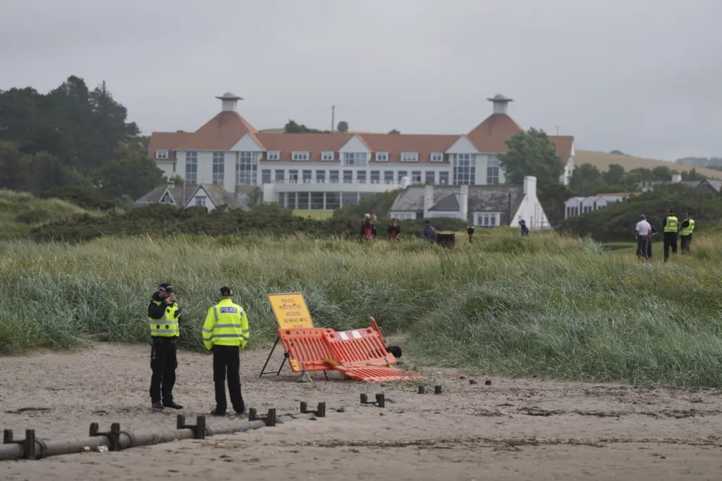 1753449494631536qi5nrppqf0-apn-scaled993788