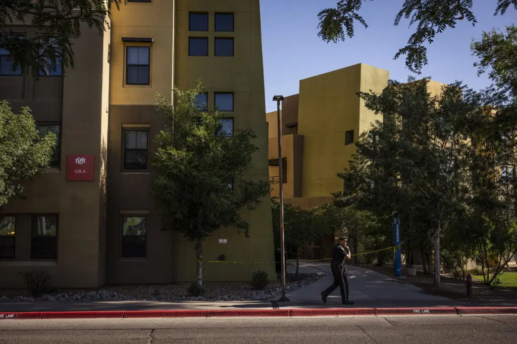 1753463891422789zqnkthxpom-apn-scaled447194