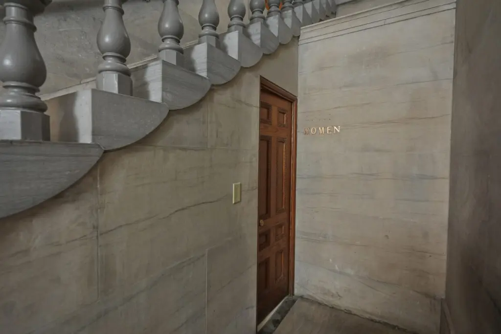 1753503502866058bqq7gi5zmm-apn-scaled2763