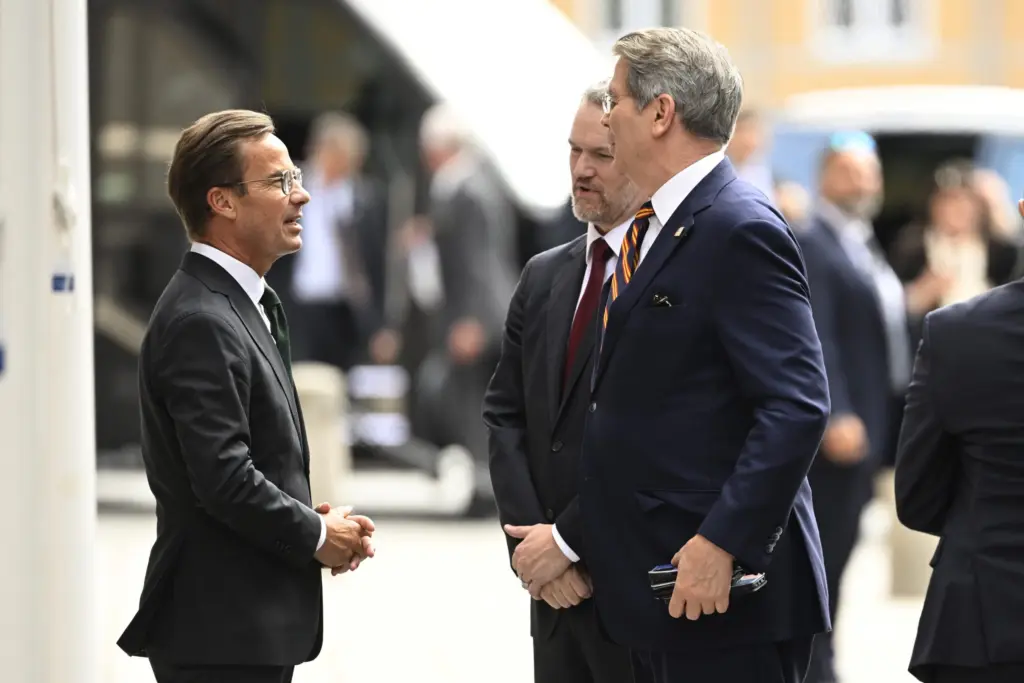 1753780694437908f2av8rxdqr-apn-scaled240252