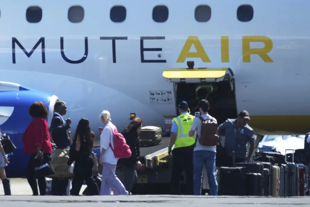 1755541101928164pz6cdhhbph-apn-scaled796149