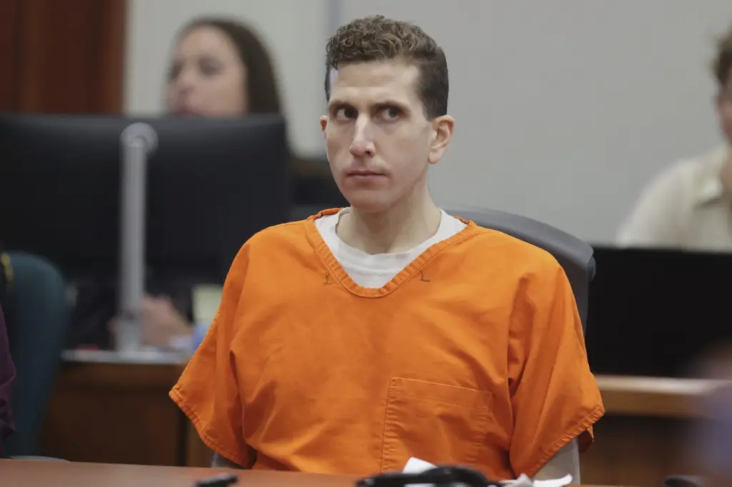 1755562706699035rrurzu3wey-apn-scaled141202