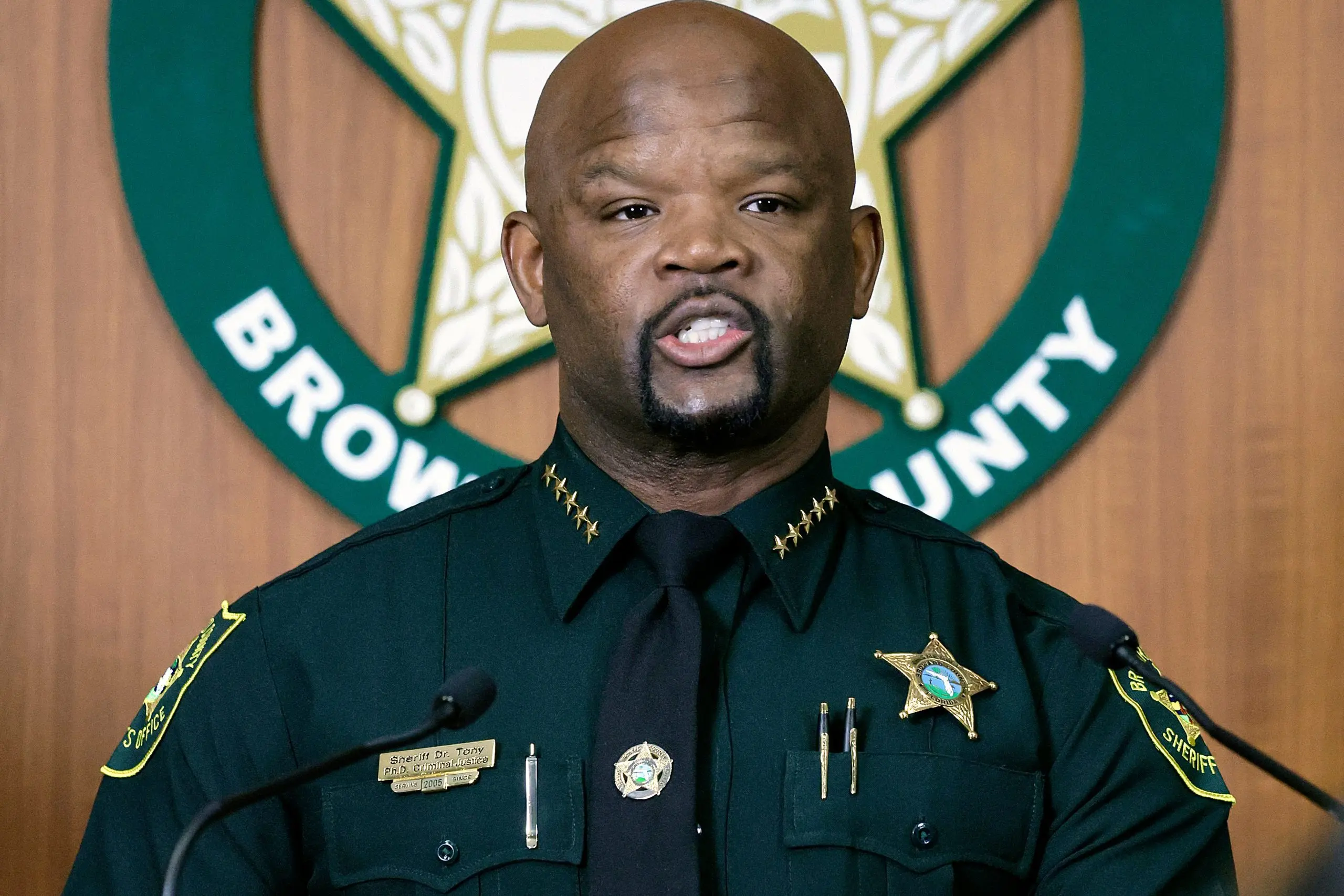 1757701107917691xywl0fb6rq-apn-scaled92718