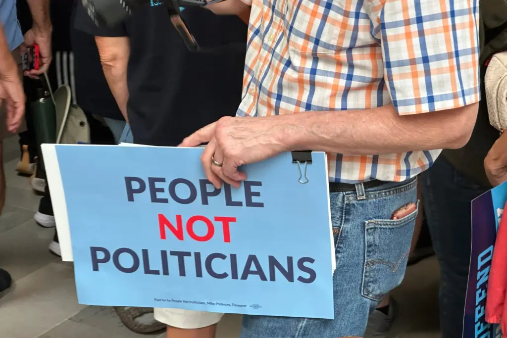 1757704695178464rdngwzcc1n-apn-scaled642712